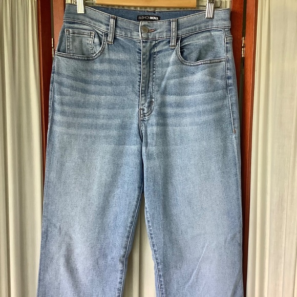 Fashion Nova Denim Jeans Side Ankle Slit Killing ‘Em Softly Size 9 - Picture 2 of 8